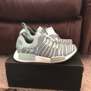Adidas NMD R1 Ash green Size 7